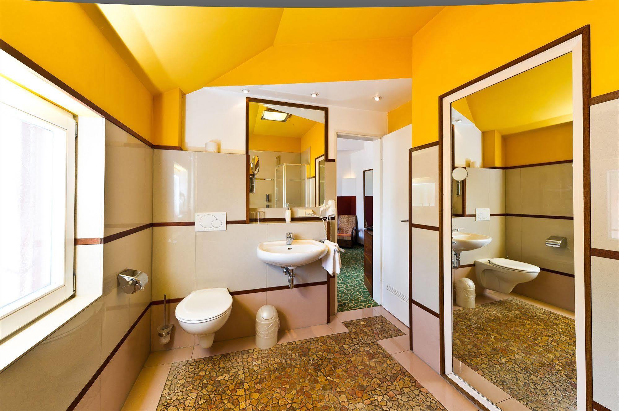 Hotel Monpti Heidelberg Ngoại thất bức ảnh